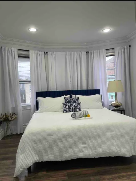 Luxury unique Apt. 15 Min to NYC - Image 1