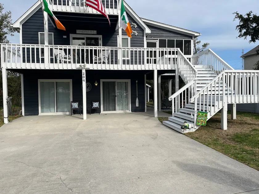 Lucky Enough Ground level apt/no cleaning fee - Image 1