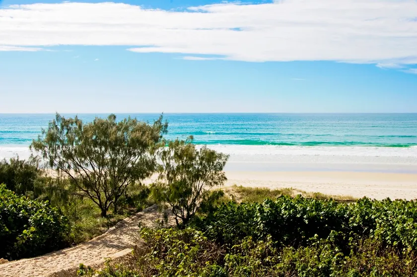 Oceanside Resort - Absolute Beachfront Apartments - Image 1