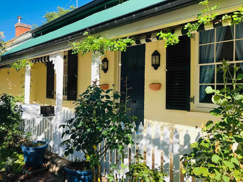 Little Rankin Cottage - CBD - Image 1