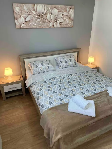 Airport stay apartment - Image 1