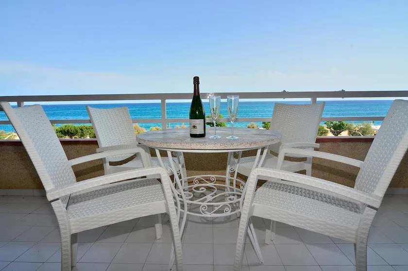 New! Fantastic apartament in front of the sea! - Image 1