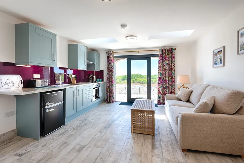 Ramsey Sea View Cottage - Dog Friendly - Image 1
