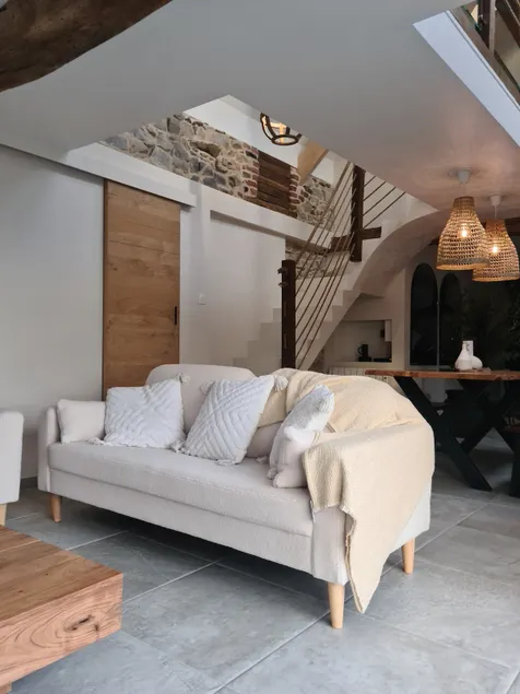 Ô Nuit Claire, beautiful farmhouse with hot tub. - Image 1