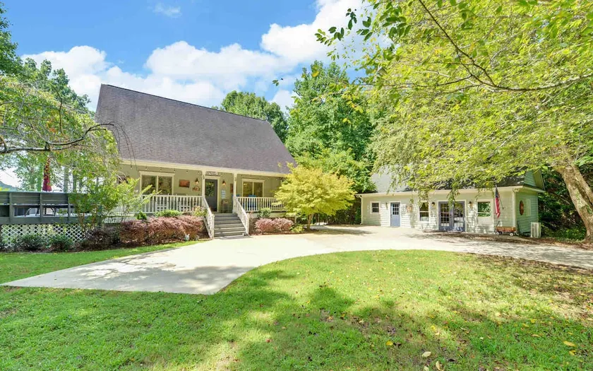 Cameron House Retreat:  Lake, wine & mountain paradise! 5 miles to Helen! - Image 1