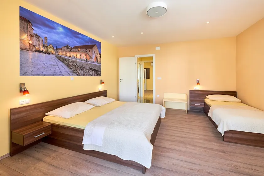 Sea view apartment SUNCE - Image 1
