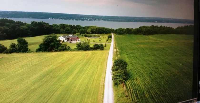 Vine To Villa Of The Finger Lakes - Image 1