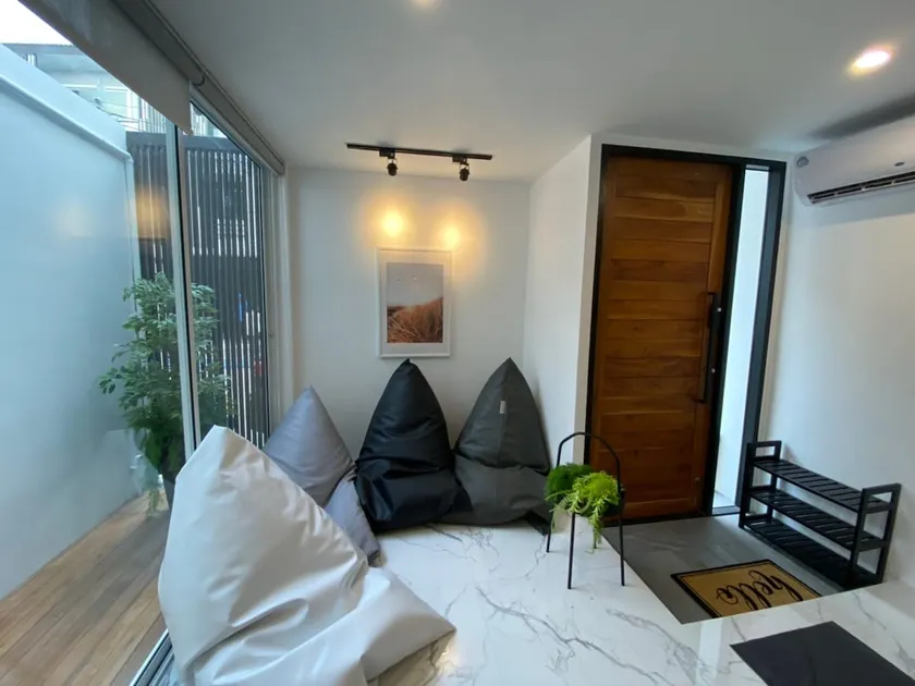 Baan 90 Modern Family 3BR Townhome ★ Impact Arena - Image 1