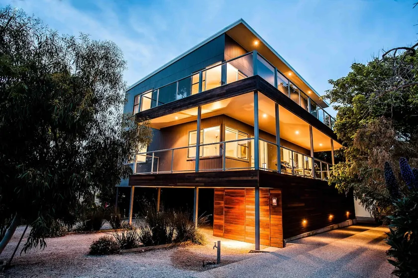 Point Lonsdale Holiday Apartments - Image 1
