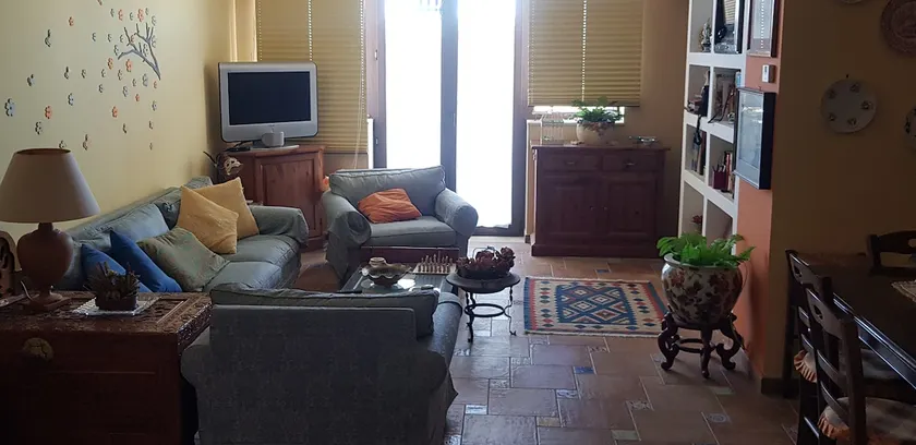 Enza's house - Image 1