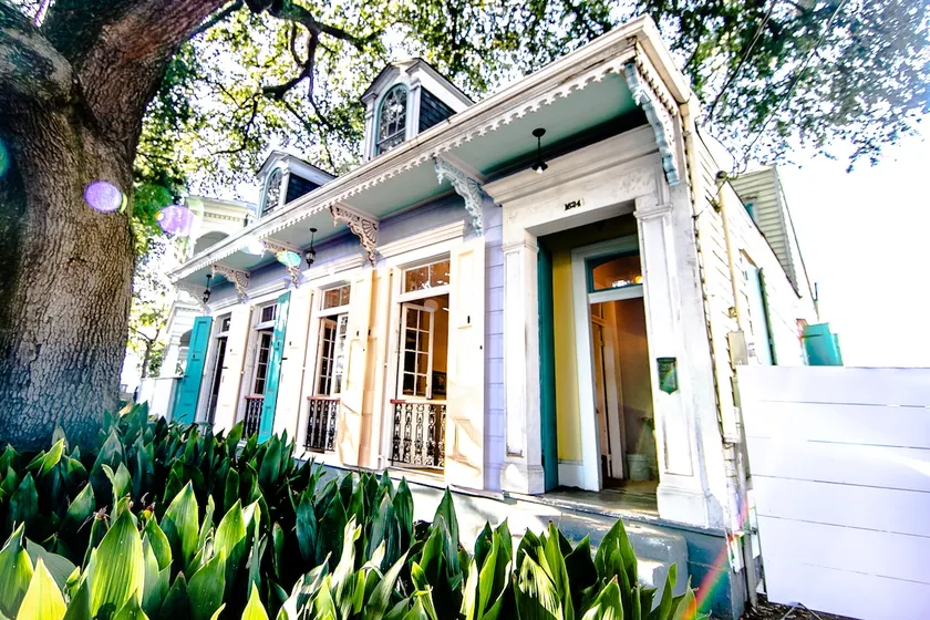 Governors Mansion 5 bedroom-3 bath - Image 1