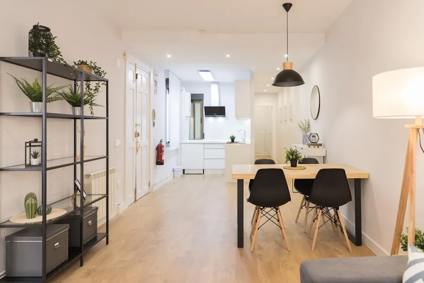 COMFORTABLE DOWNTOWN APARTMENT IN LOGROÑO - Image 1