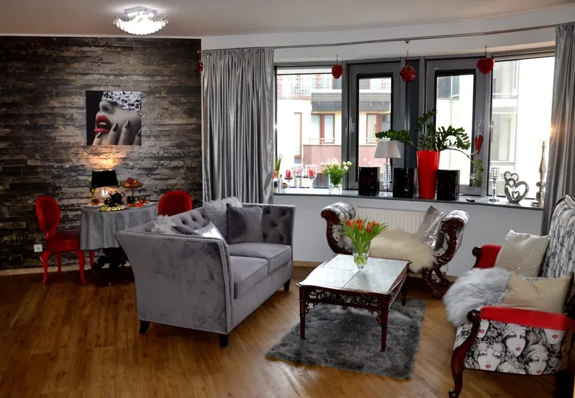 Unique apartment in the heart of the city, FREE parking! - Image 1