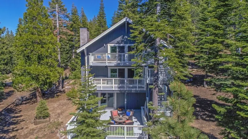 Modern Luxury Vacation Home in Tahoe Forest! - Image 1