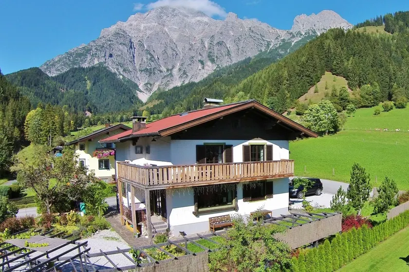 Chalet in Leogang near Ski Slopes - Image 1