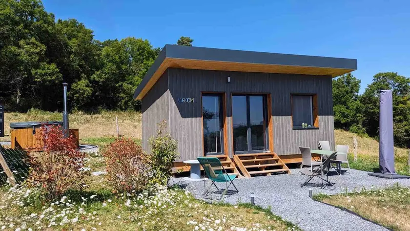 Sommerhus 45 m2 i 2 til 3 personer. på kanten af ​​Auvergne Volcanoes - Image 1