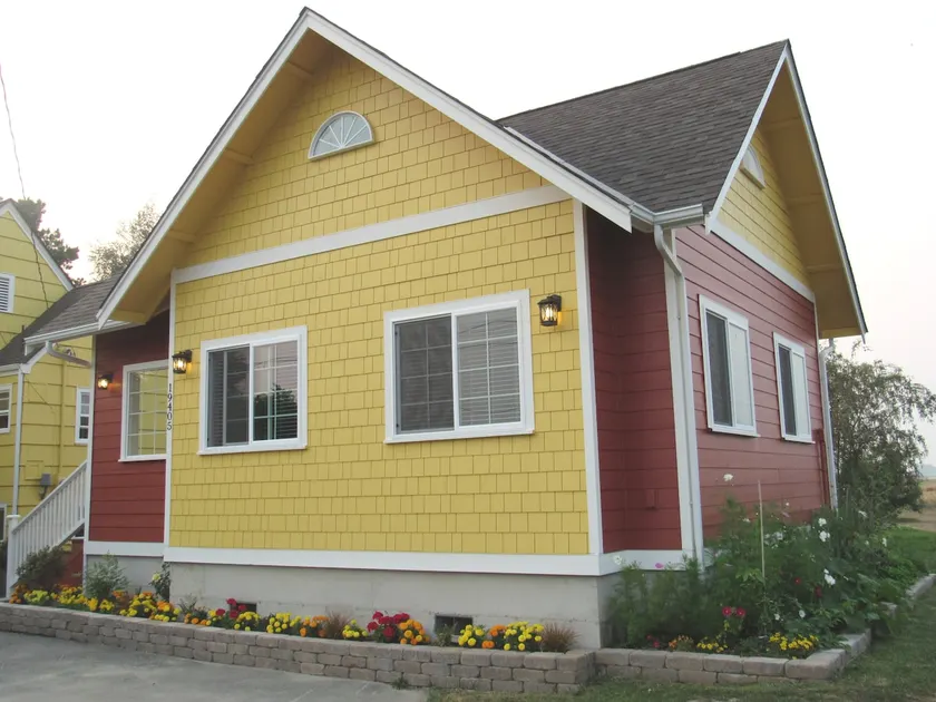 Guest House on 10 acre Organic Farm - Image 1