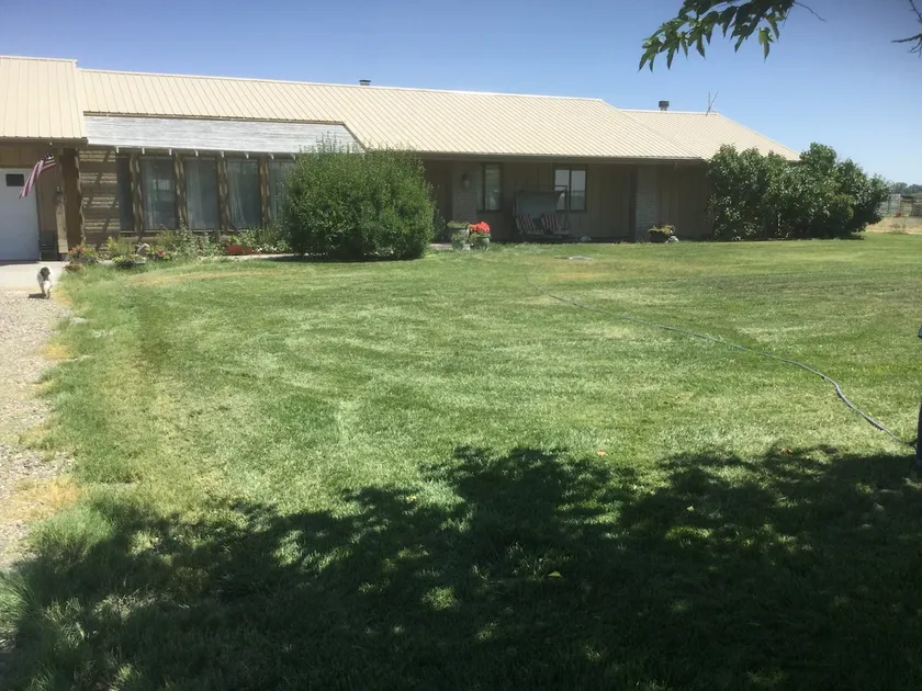 Updated Ranch House with Great Views - Image 1
