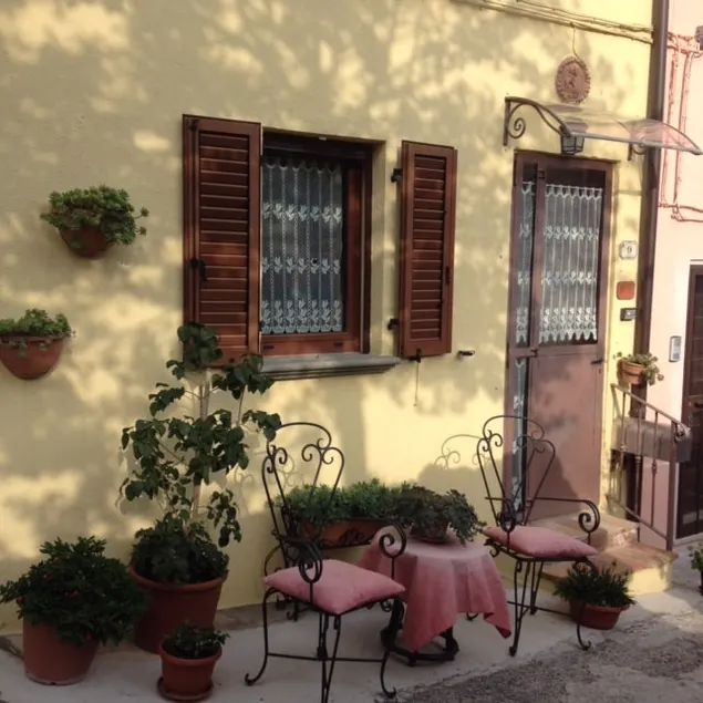 Chiara's House - Image 1