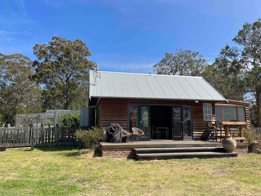 Sapphire coast rural retreat - Image 1