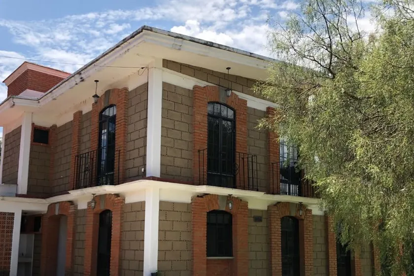 BEAUTIFUL ADOBE HOUSE IN TLAXCALA - Image 1