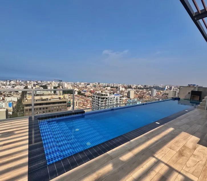 Brand new apartment with pool - Image 1