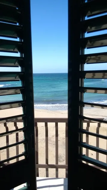 Cozy flat on the seaside - Sea front view - Image 1