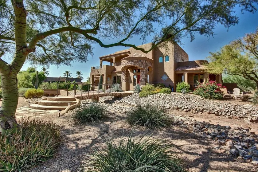 Mesa Uplands Home with 360 Degree Views - Image 1