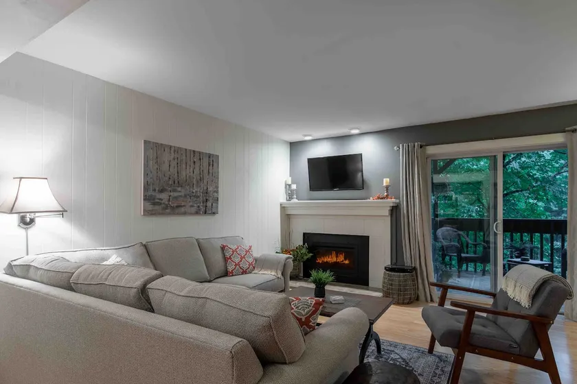 Hotel Chic - Home Comfort -Ski Easy. - Image 1