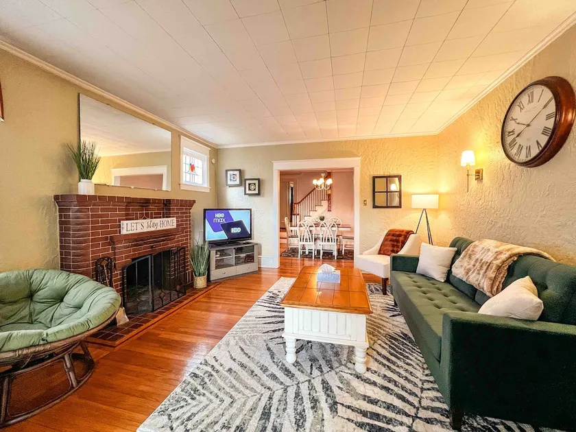 ☆NEW☆Cozy✔WiFi❤HBO Max✔Office ☆Clean! - Image 1
