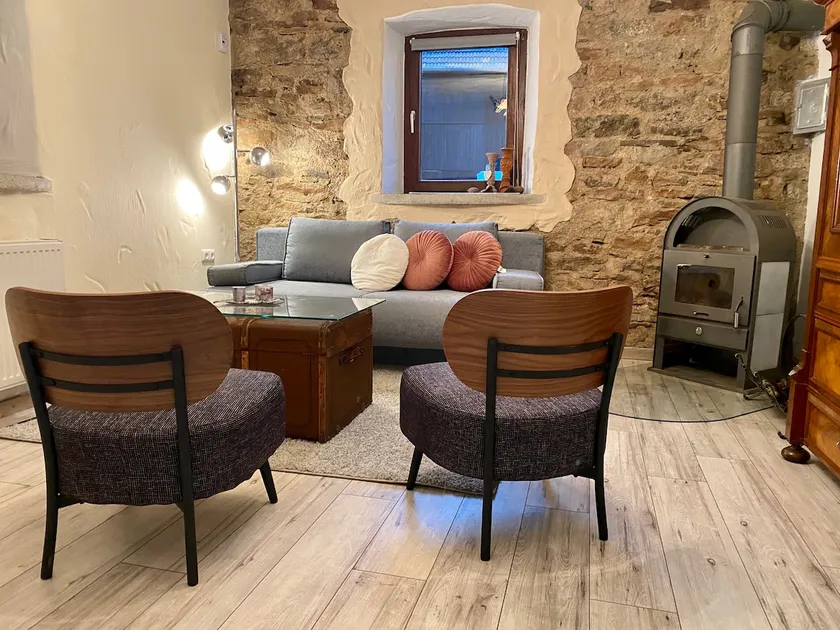 Eifelstein, apartment with whirlpool and oven - Image 1