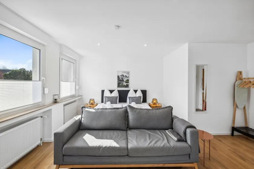 City Chalet - Box-spring Bed - Parking - Quiet - Image 1