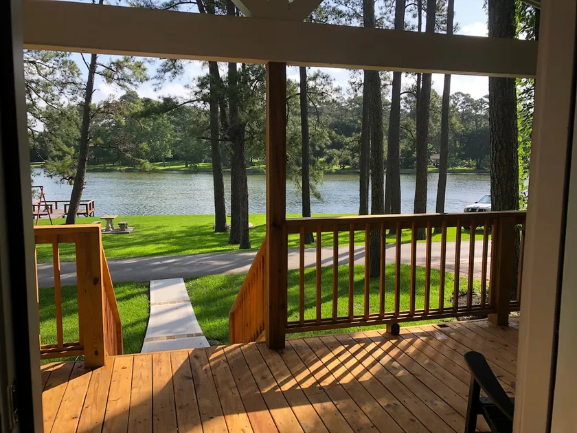 The Cottage at Pine Lake - Image 1