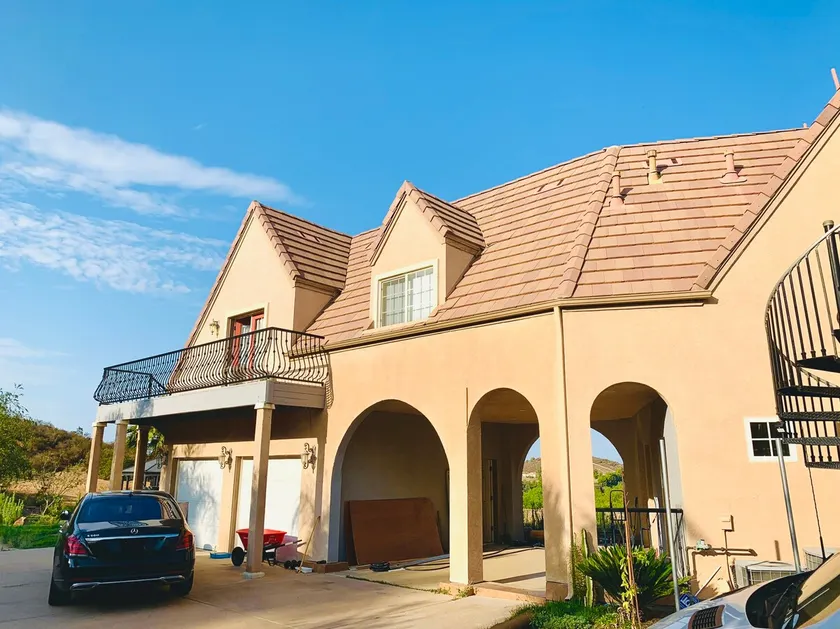 Private & Comfy 2 bed suite in La Cresta - Image 1