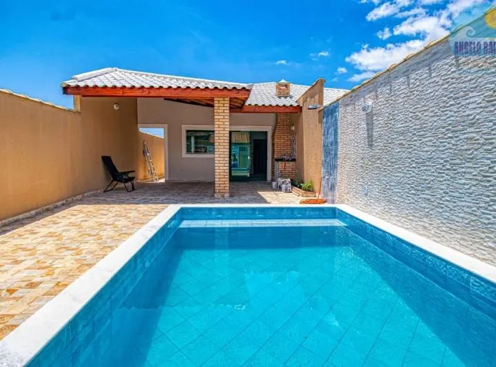 House in Peruíbe, swimming pool and barbecue area. - Image 1