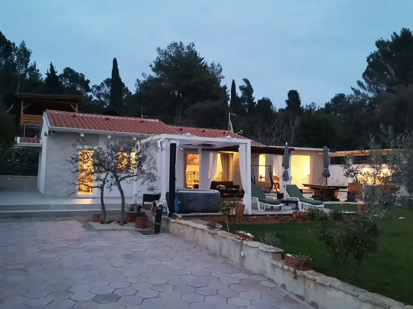 Villa Molo Novigrad pleasant and relaxing ambience. - Image 1