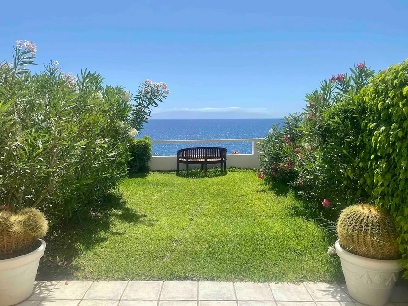 Apartment with wonderful sea view - Image 1