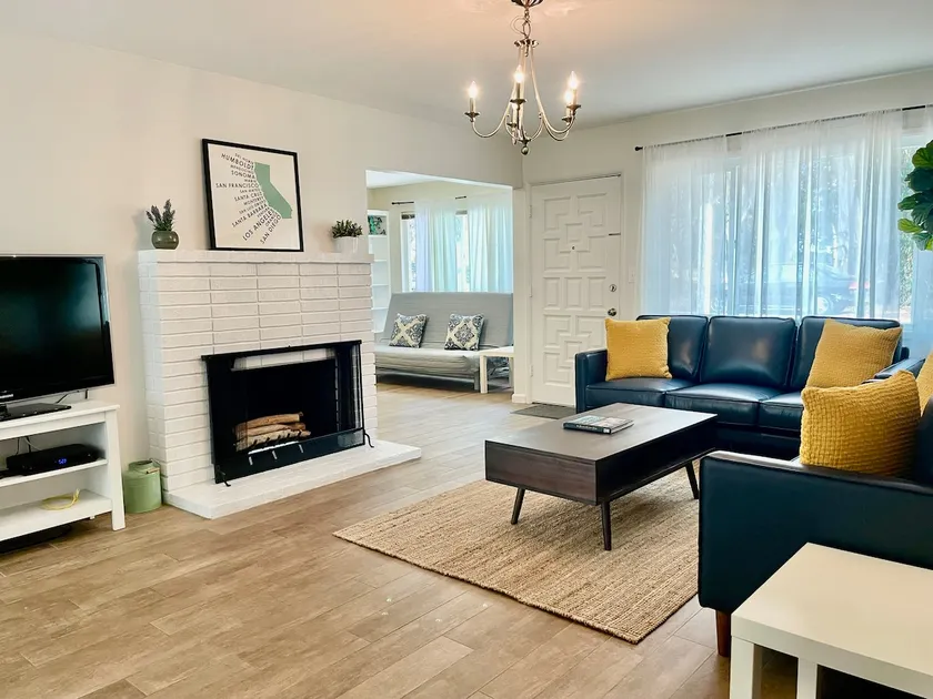 Beach Cottage - Beach, Golf, Hiking! - Image 1