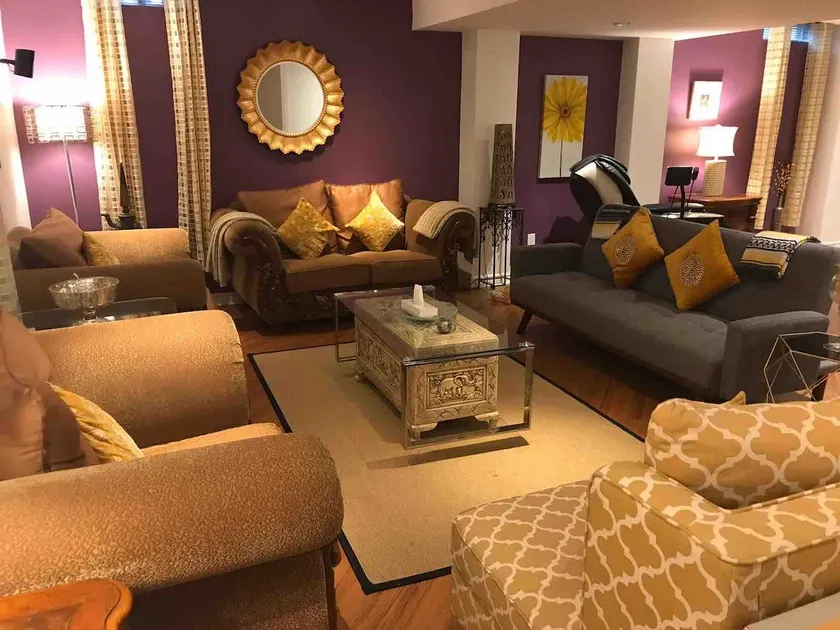 Spaced Stylish Aura Apartment Mississauga Toronto - Image 1