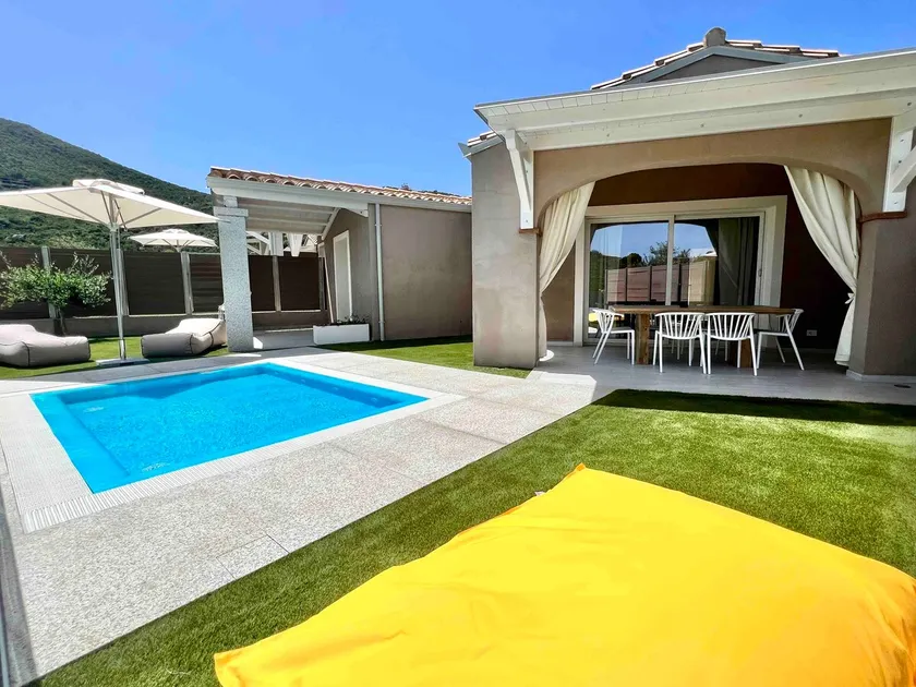 Aura Residence - Maxi, hydromassage pool - Image 1