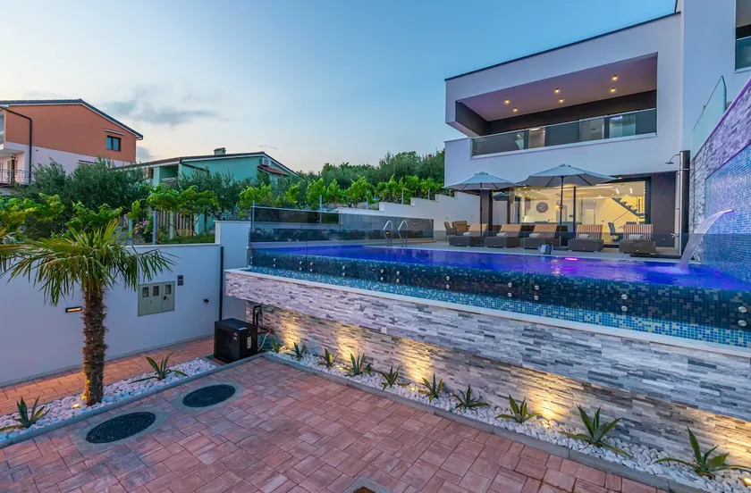 Luxury Villa Lorena with heated pool, jacuzzi,sauna and seaview - Image 1