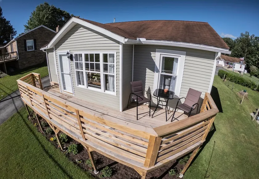 The Ames House - Close to Adventures on the Gorge! - Image 1