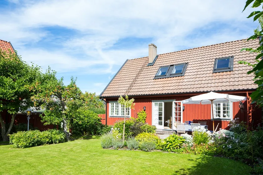 Splendid holiday home in center of Båstad - Image 1