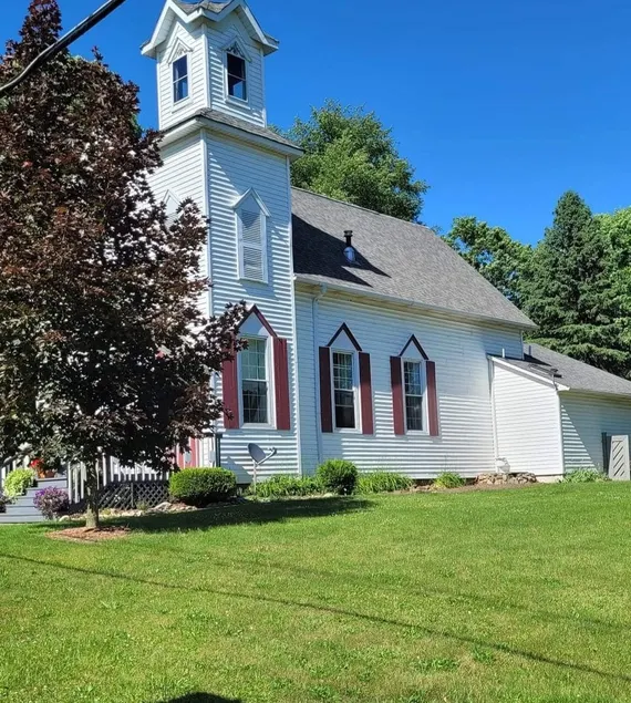 A Unique Church House Experience with Lake Access! - Image 1