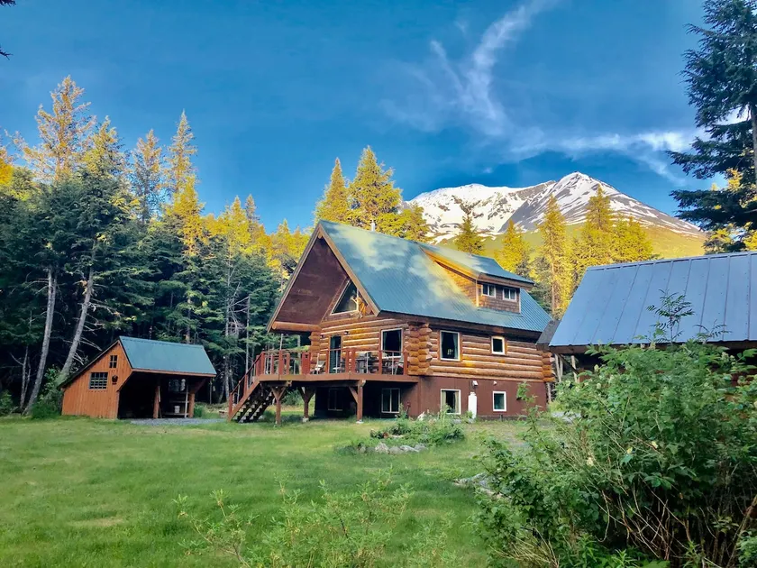 Kenai Cove Log Cabin - Image 1
