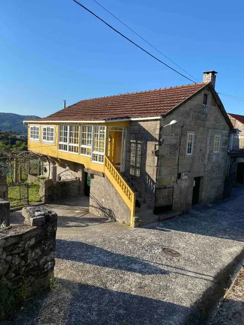 Country House in the interior of the Rías Baixas - Image 1