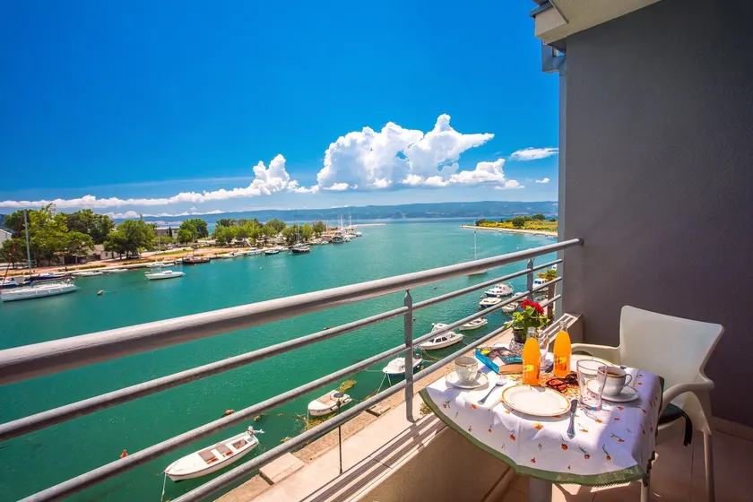 Apartmani Ribnjak Seka - Image 1
