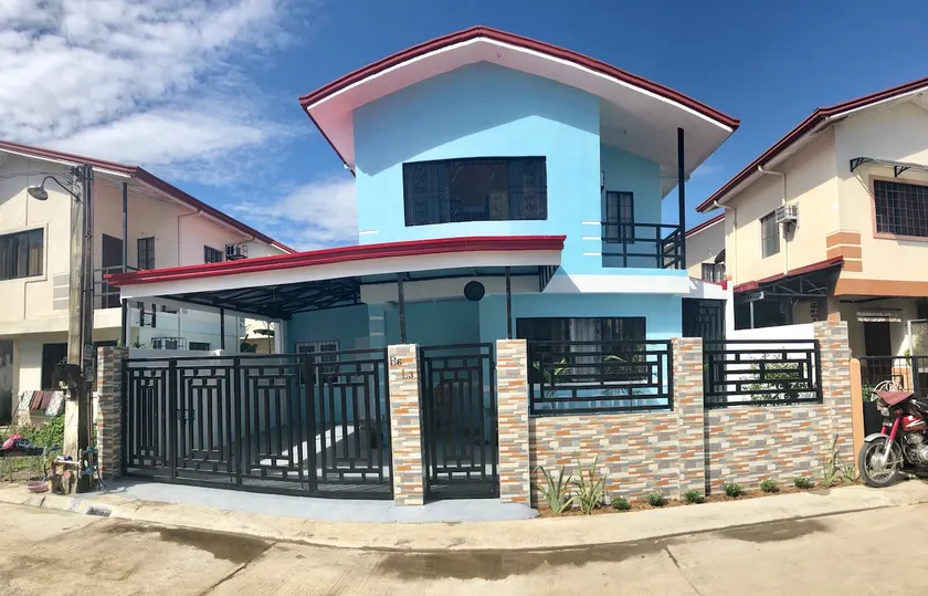Maison de 3 chambres, 3 bains dans un lotissement sécurisé - Image 1