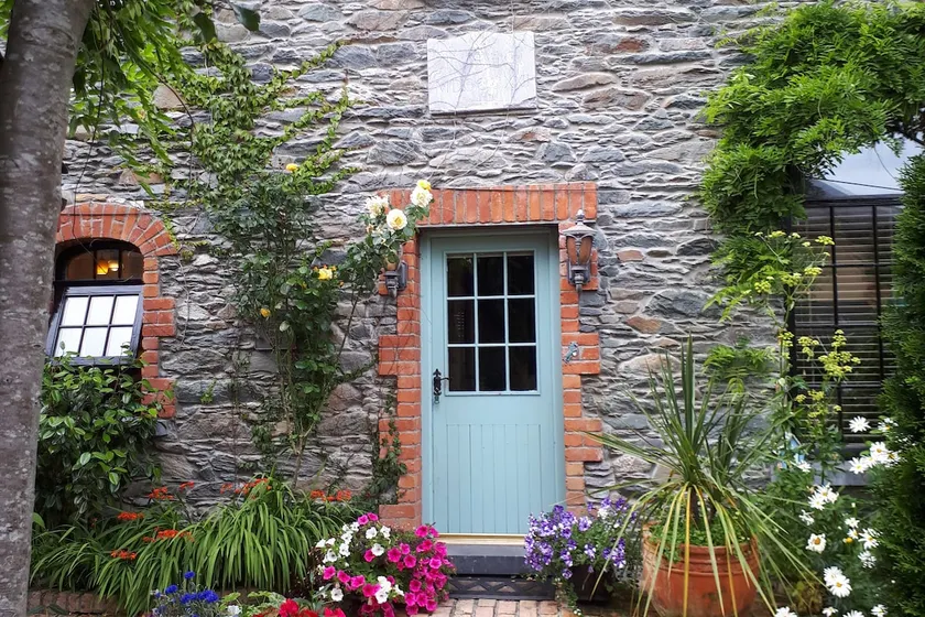 Espectacular Coach House en The Doorstep of Killarney National Park, The Priory - Image 1