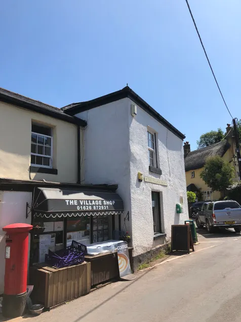 Cornerside, a character apartment in Stokeinteignhead, South Devon - Image 1